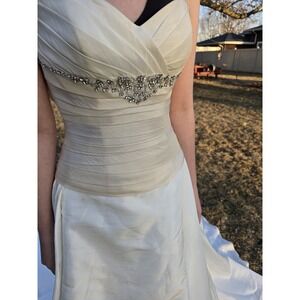 Size 6 Casablanca 1881 Ivory Rum Pink Wedding Dress Bridal Gown Sleeveless Read